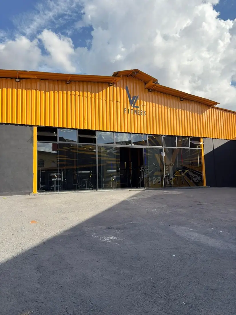 Fachada da academia VL Fitness no Novo Eldorado, Contagem
